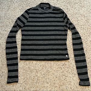 WOMEN’S KNITTED LONG SLEEVE